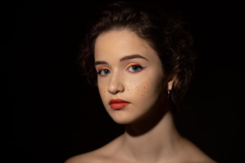 Guide du maquillage naturel : techniques et produits